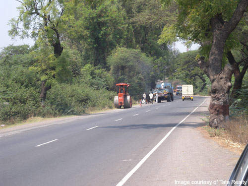 National Highway 9 (NH 9) is one of the major national highways in India.