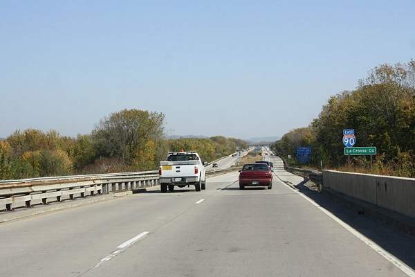 The I-39/90 is a vital transportation link providing access to several prominent locations of Wisconsin. Image courtesy of Royalbroll.