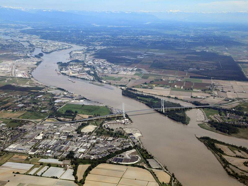 The George Massey Tunnel in British Columbia, Canada is being replaced with a ten-lane bridge. Credit: BC Ministry of Transportation and Infrastructure.