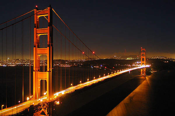The Golden Gate Bridge project was financed through issue of bonds. Image courtesy of Dschwen.