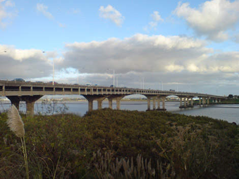 The two bridges will carry a total of eight lanes across the harbour (four in each direction).