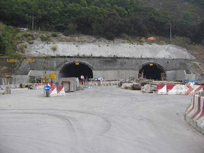 Nam Wan Tunnel portal retaining wall.