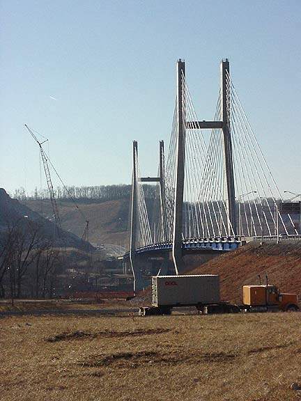 The Maysville (William H Harsha) Bridge forms a connection between Kentucky and Ohio over the Ohio River.